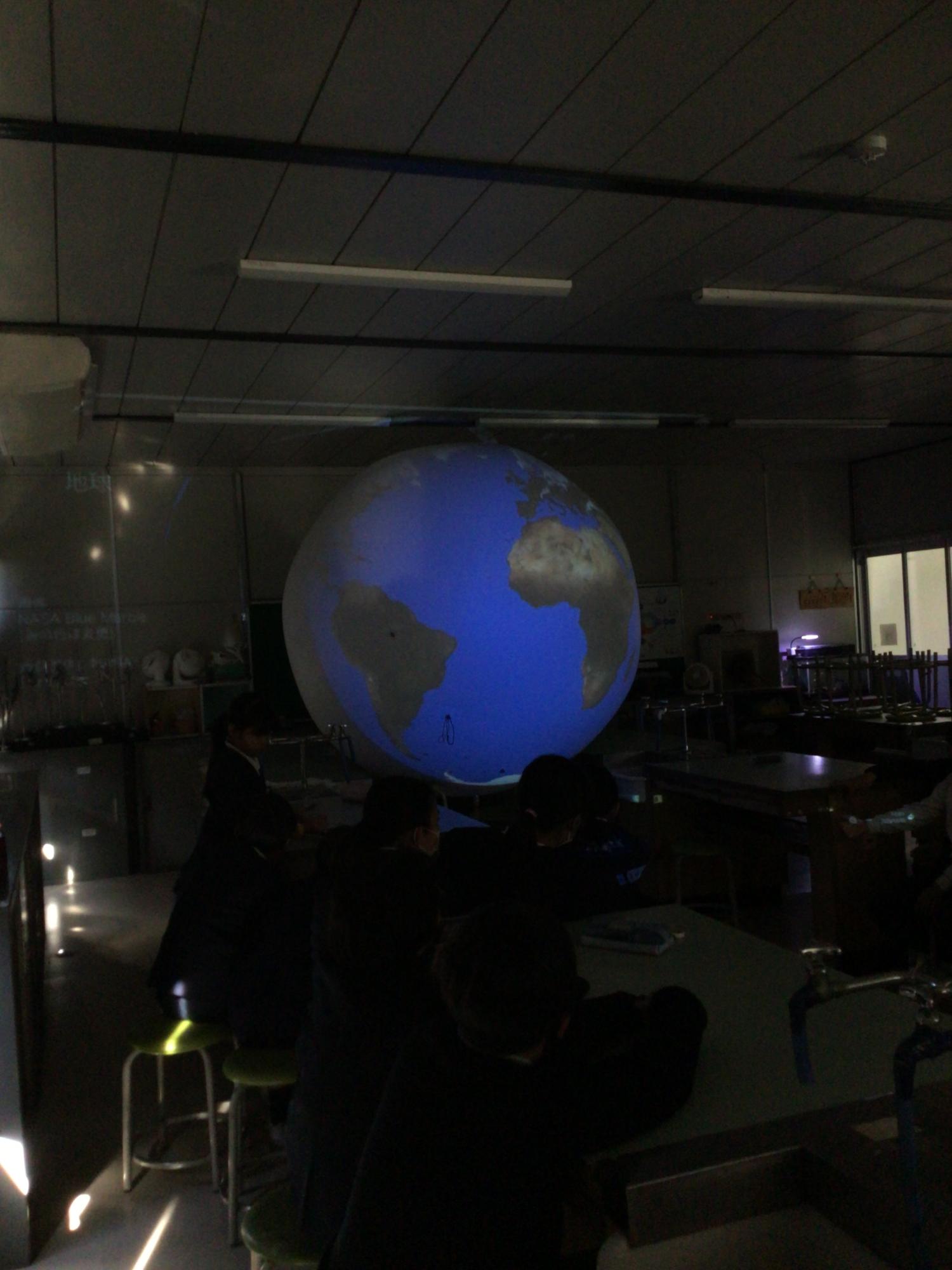 理科実験の写真