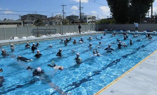 7月10日着衣泳