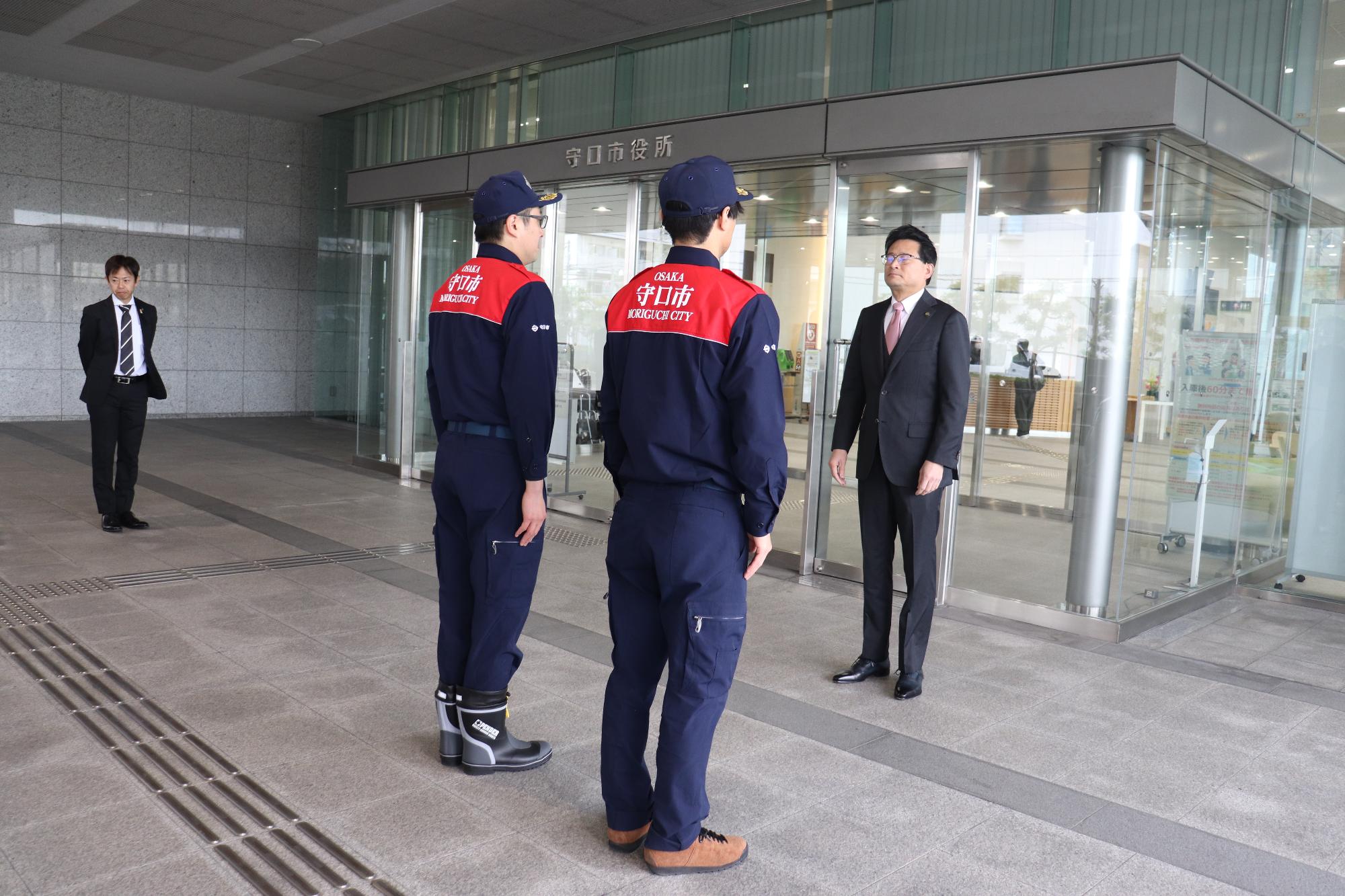 災害派遣の出発式